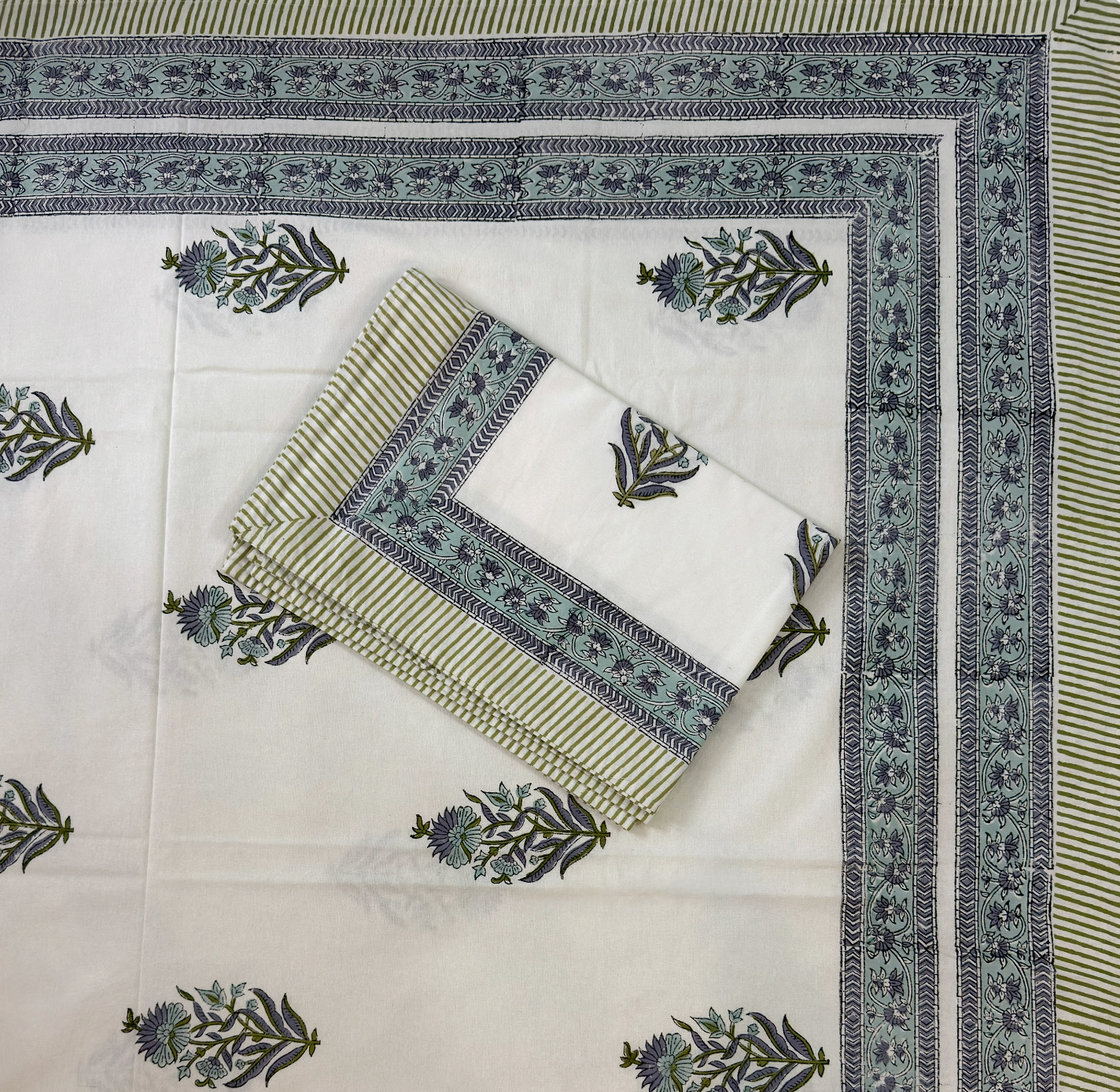 Rajasthani Hand Block Print Bedsheet – Elegant Floral Pattern